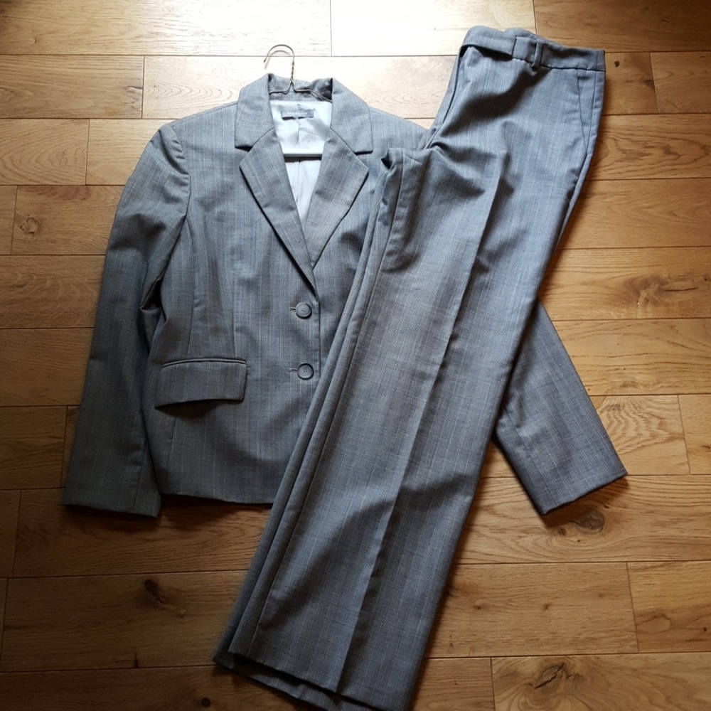 Suit